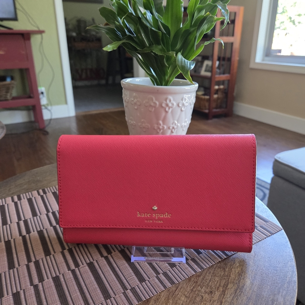 Kate Spade New York Pink Saffiano Wallet Clutch